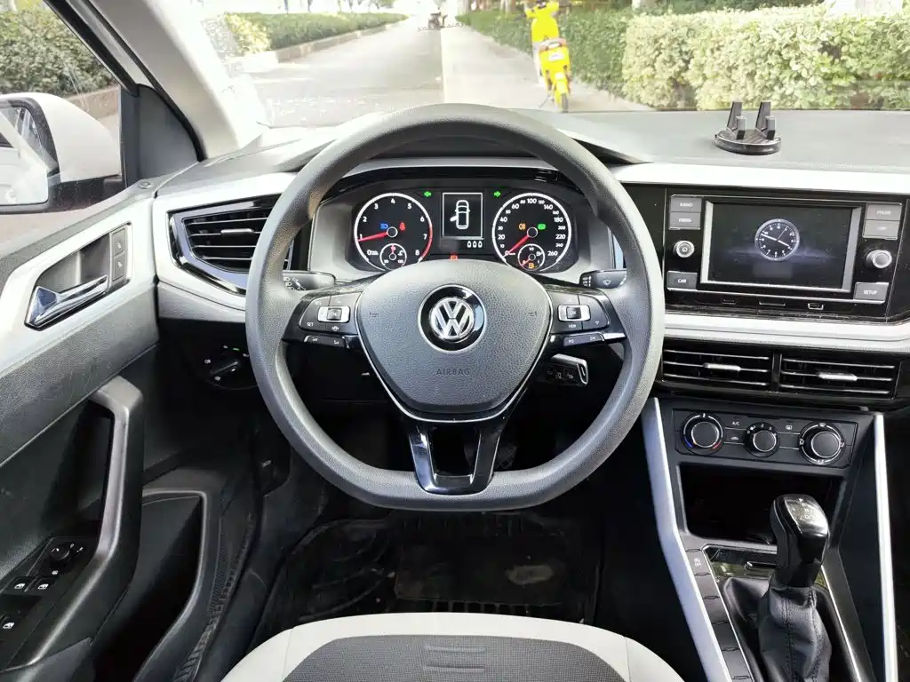 Volkswagen Polo — миниатюра 11