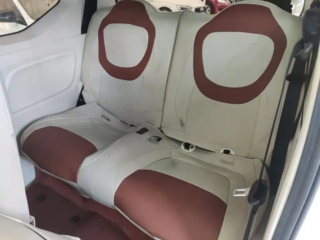 Wuling MINIEV — миниатюра 17