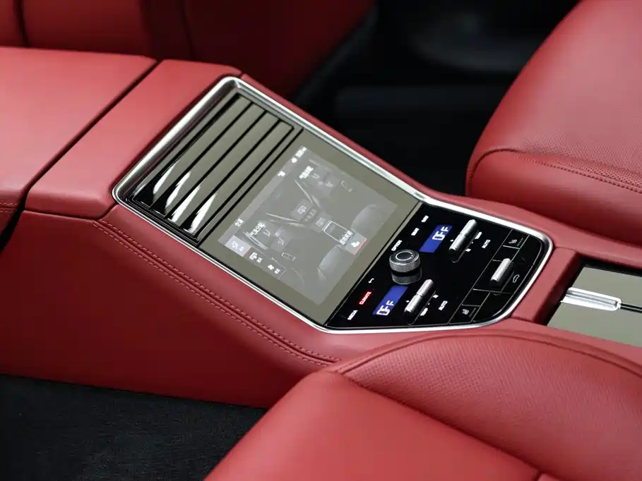 Porsche Panamera — миниатюра 11