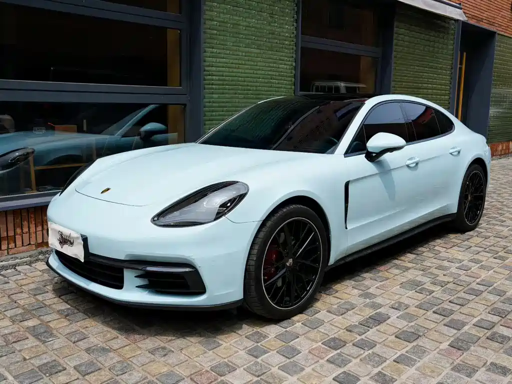 Porsche Panamera 2020