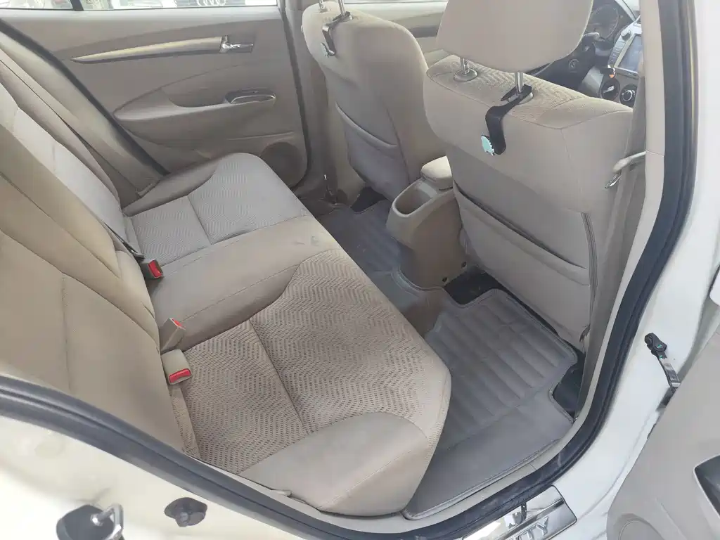 Honda City Classic — миниатюра 6