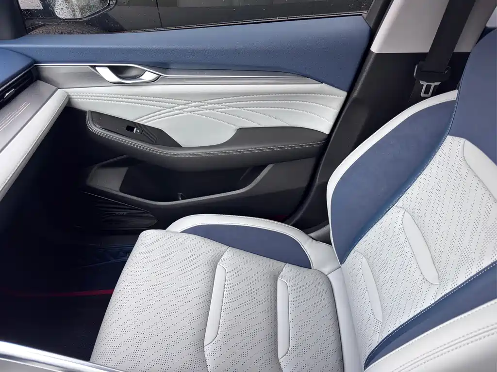 Geely Xingrui — миниатюра 11