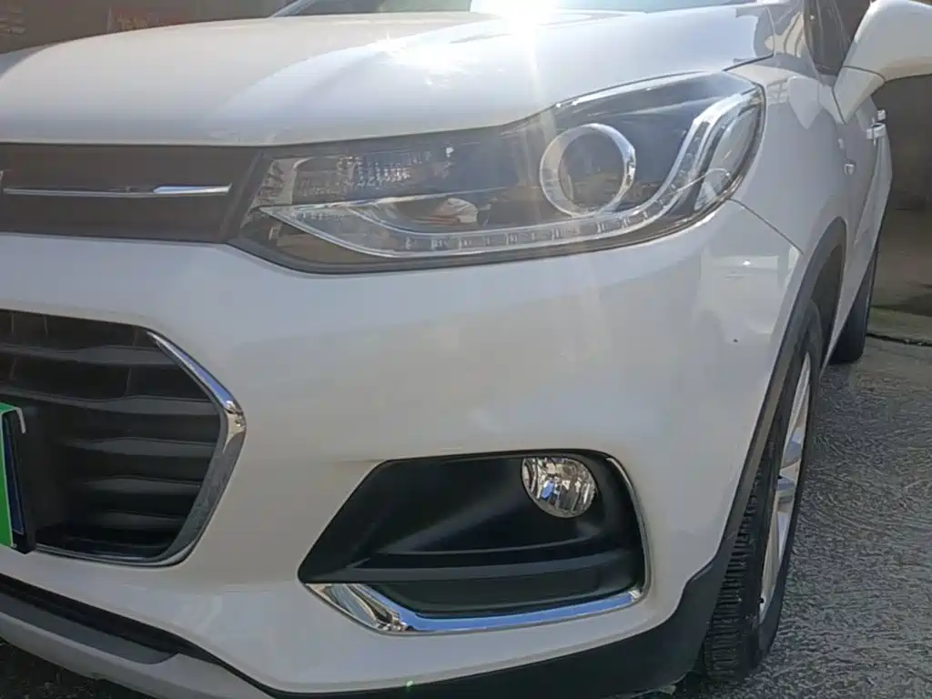Chevrolet Trax — миниатюра 24