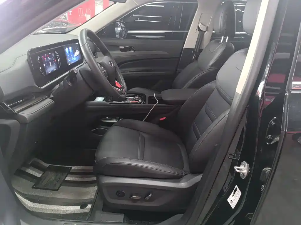 Ford Equator Sport — миниатюра 15