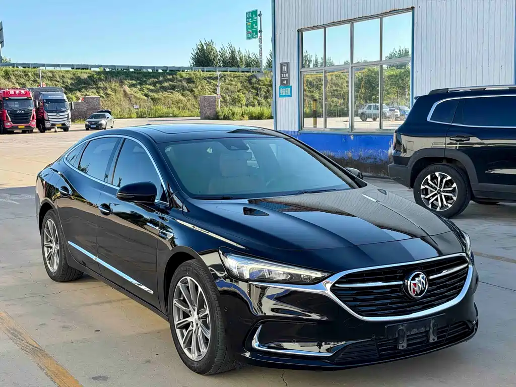 Buick LaCrosse — миниатюра 3