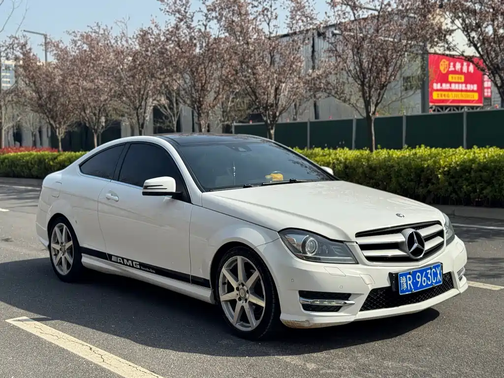 Mercedes-Benz C-Class (Import) — миниатюра 3