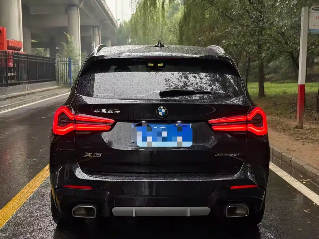 BMW X3 — миниатюра 9