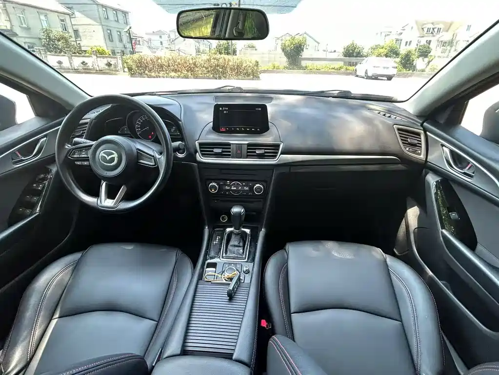 Mazda 3 Axela — миниатюра 4