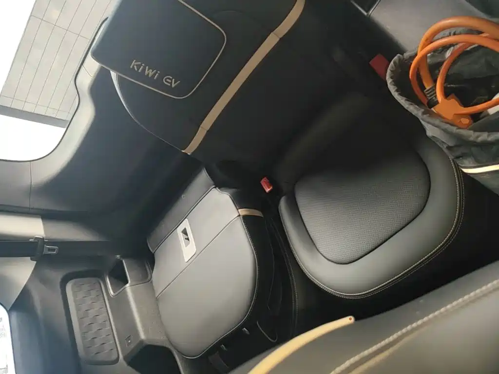 Baojun KiWi EV — миниатюра 17