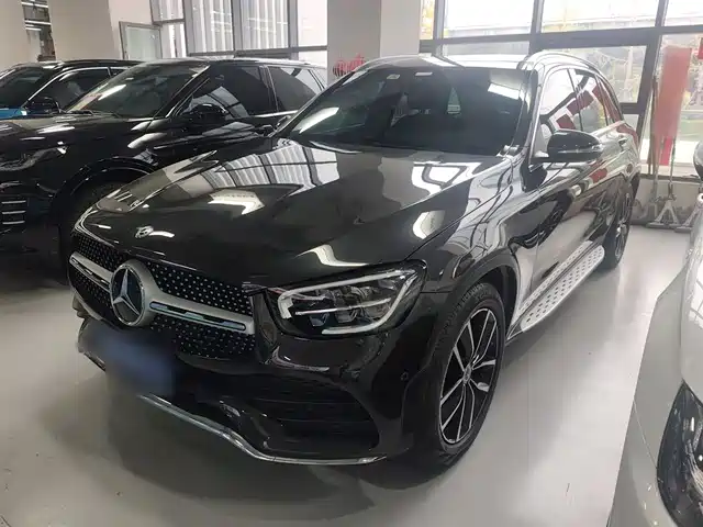MERCEDES-BENZ GLC 2020