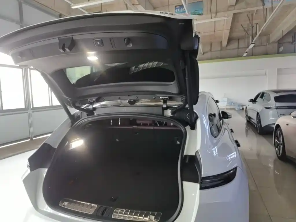NIO ET5T — миниатюра 19