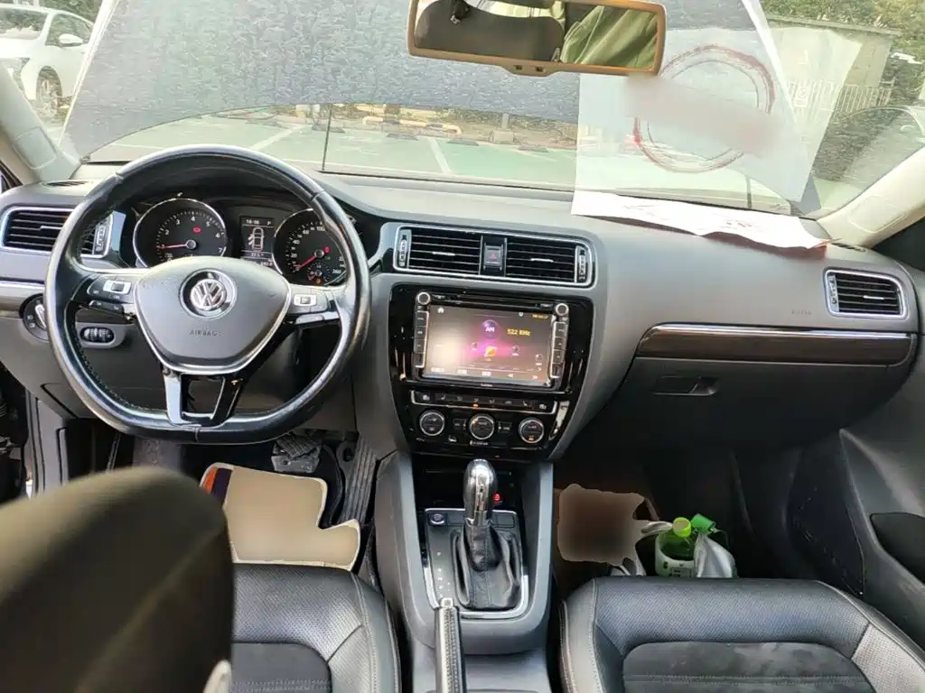 Volkswagen Sagitar — миниатюра 10