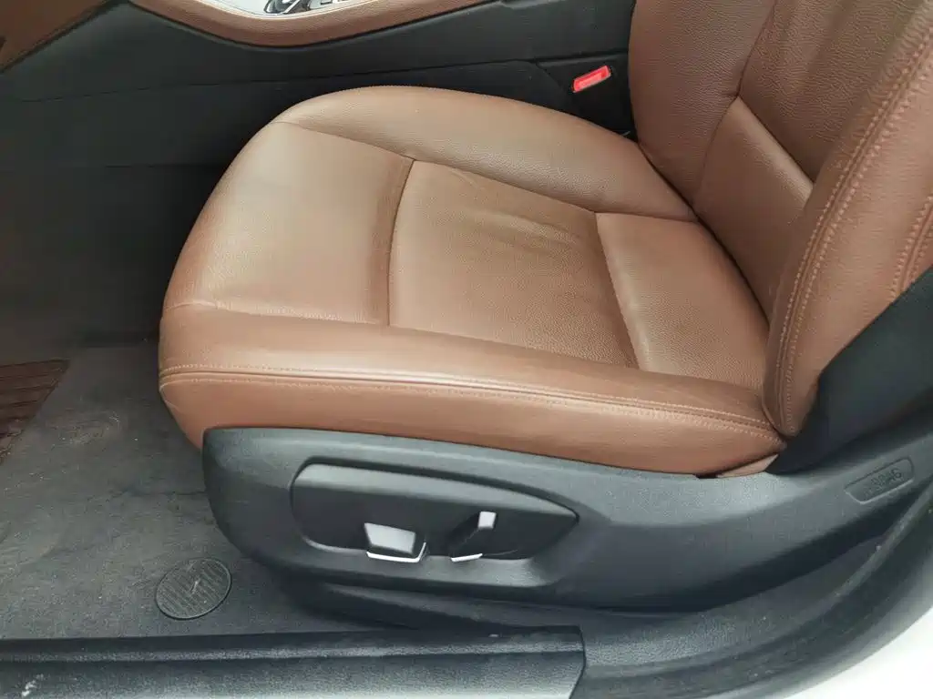 BMW 5 Series — миниатюра 20