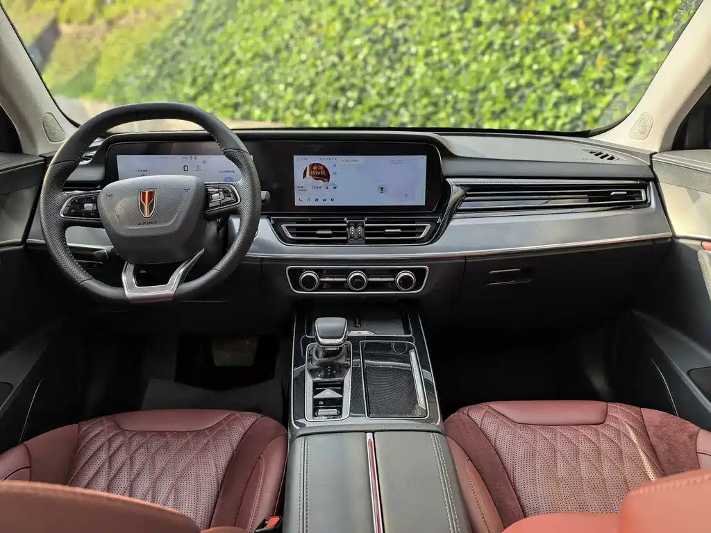 Hongqi Hongqi HS5 — миниатюра 4