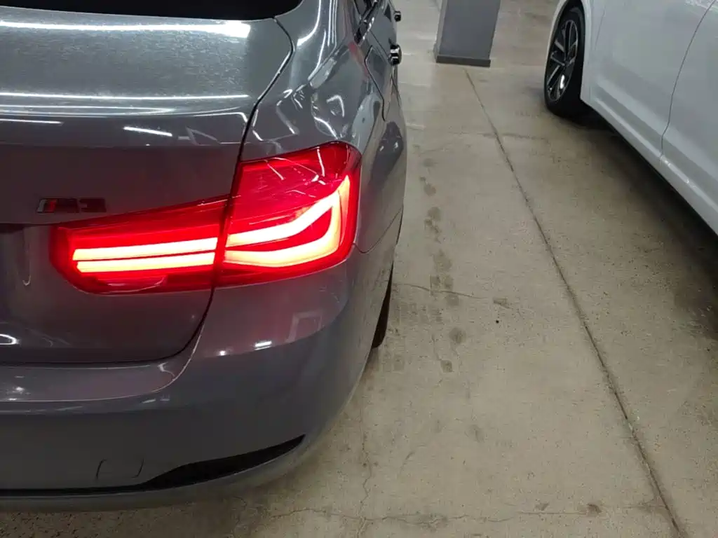 BMW 3 Series — миниатюра 8