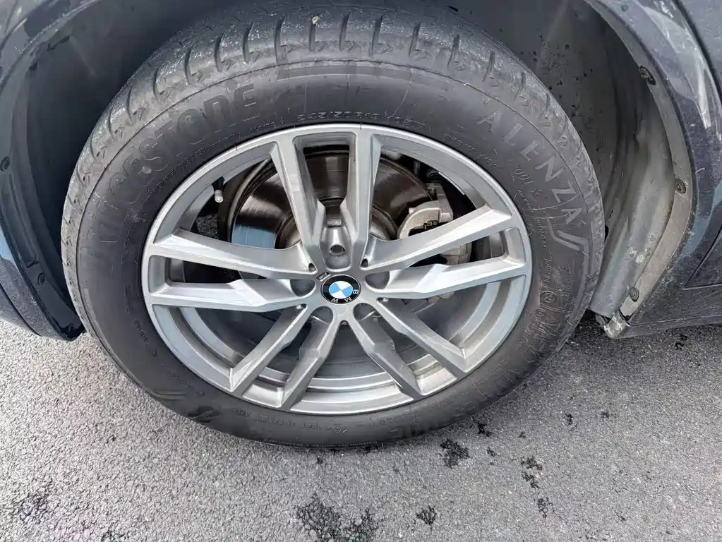 BMW X4 — миниатюра 8