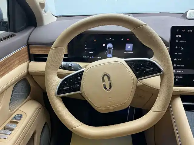 AITO ASK THE WORLD M7