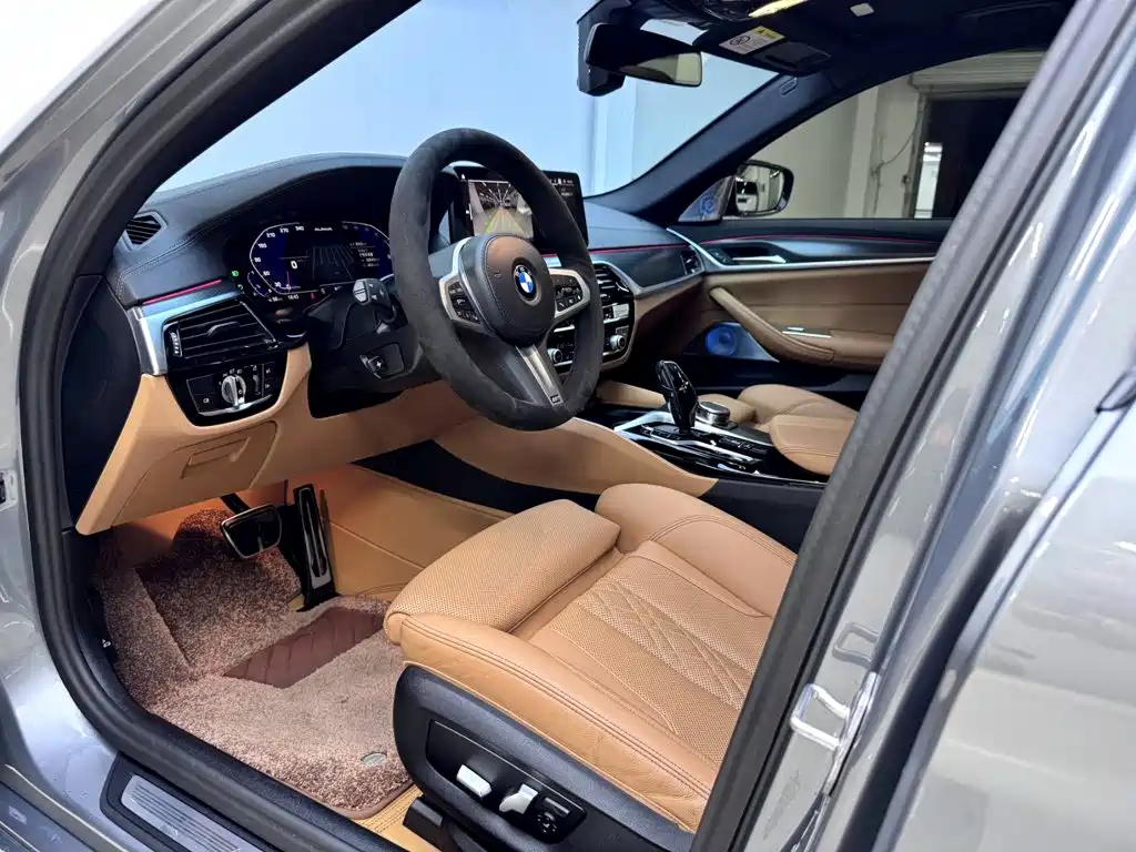 BMW 5 Series (Import) — миниатюра 9