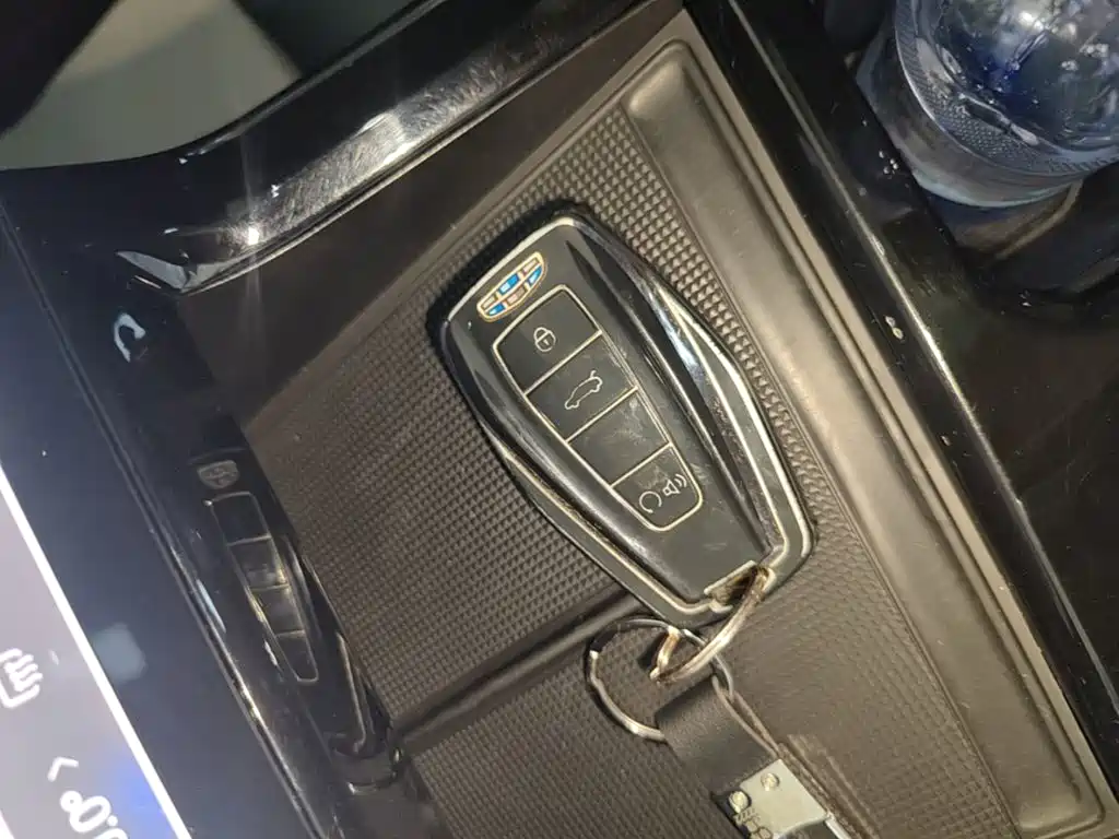 Geely Boyue — миниатюра 9