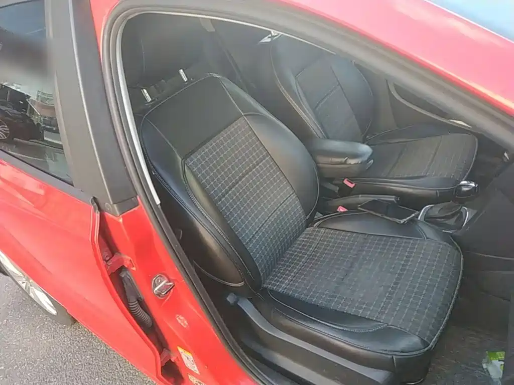 Volkswagen Polo — миниатюра 25