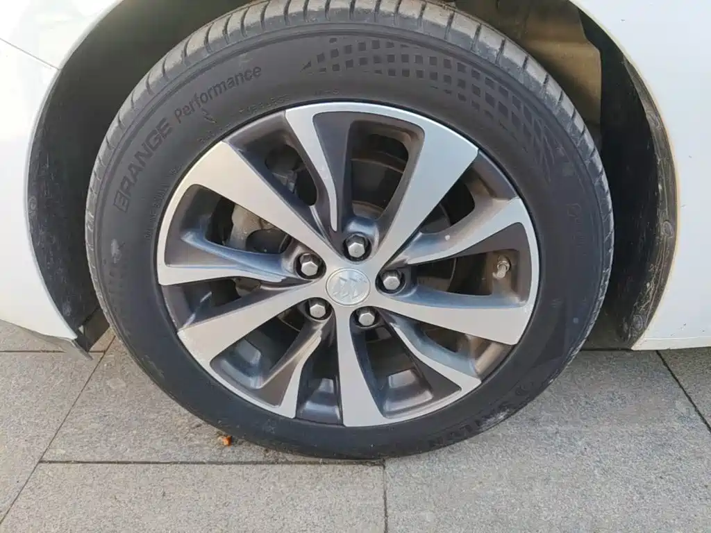 Buick Excelle — миниатюра 23