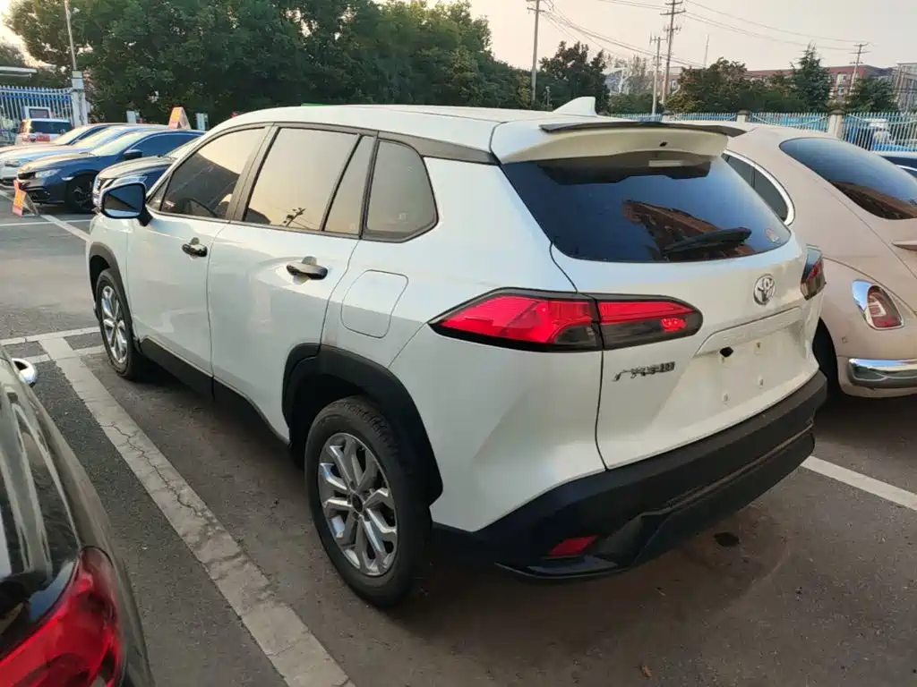 Toyota Frontlander — миниатюра 5
