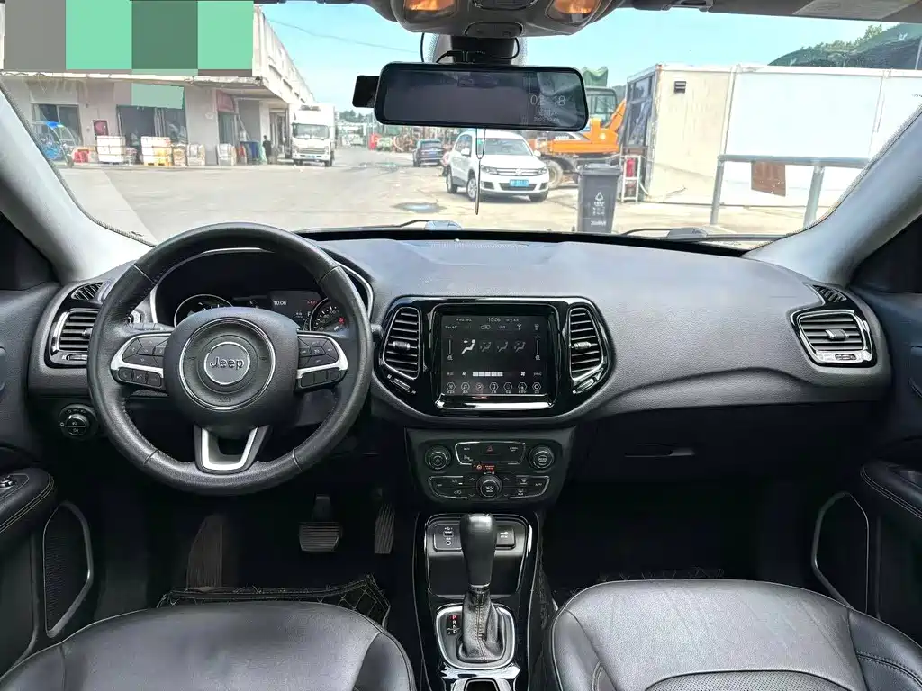 Jeep Compass — миниатюра 3