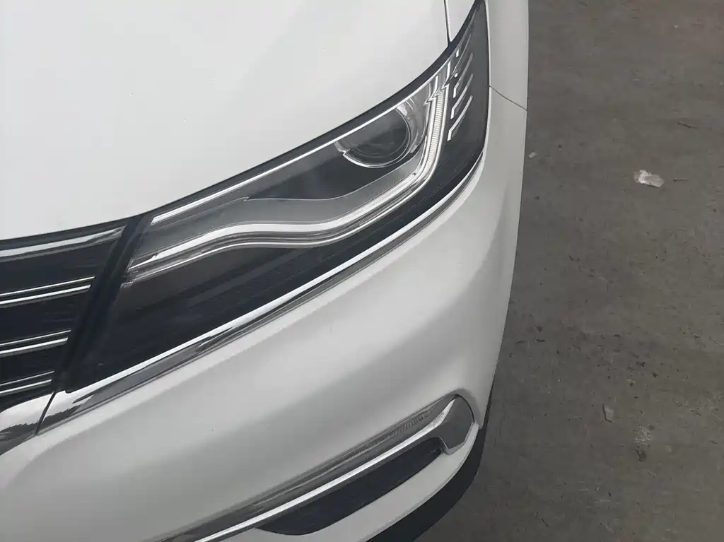 Roewe RX5 — миниатюра 6