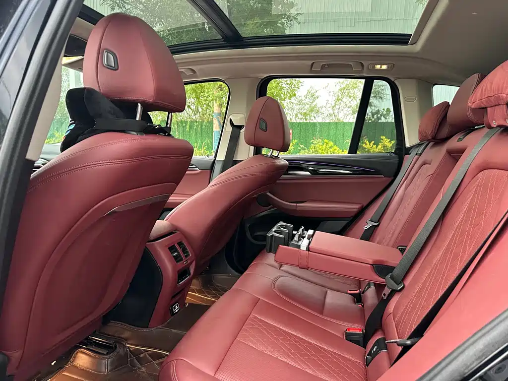 BMW iX3 — миниатюра 8