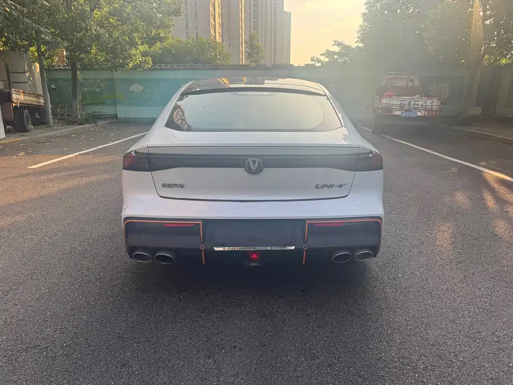 Changan UNI-V — миниатюра 10