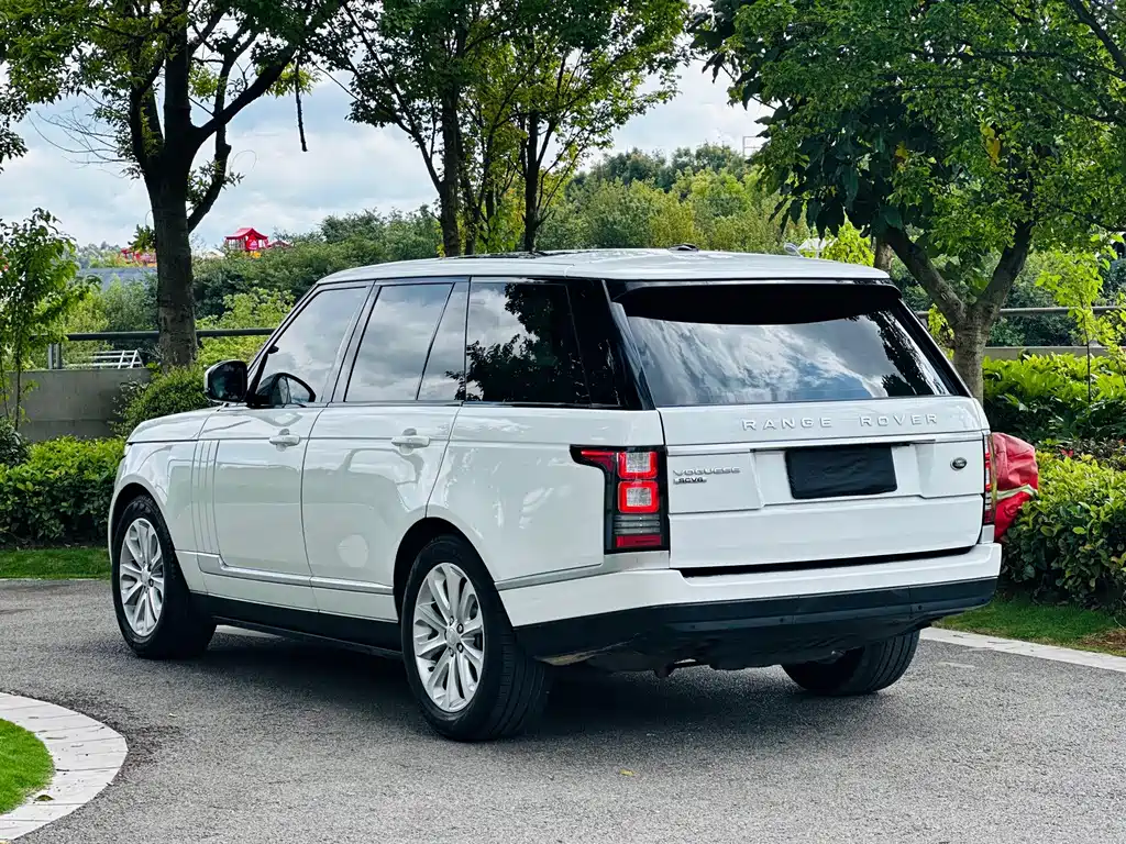 Land Rover Range Rover — миниатюра 11