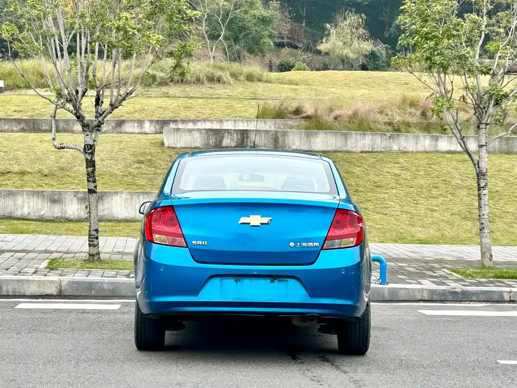 Chevrolet Sail — миниатюра 12