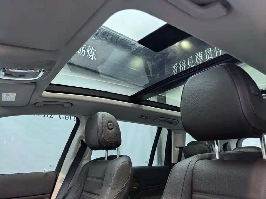 Mercedes-Benz GLS — миниатюра 18