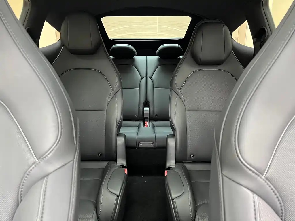 Tesla Model Y L — миниатюра 31