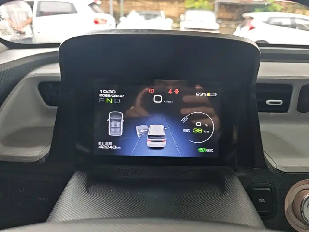 Wuling MINIEV — миниатюра 12
