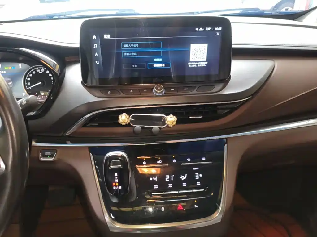 Buick GL8 — миниатюра 13