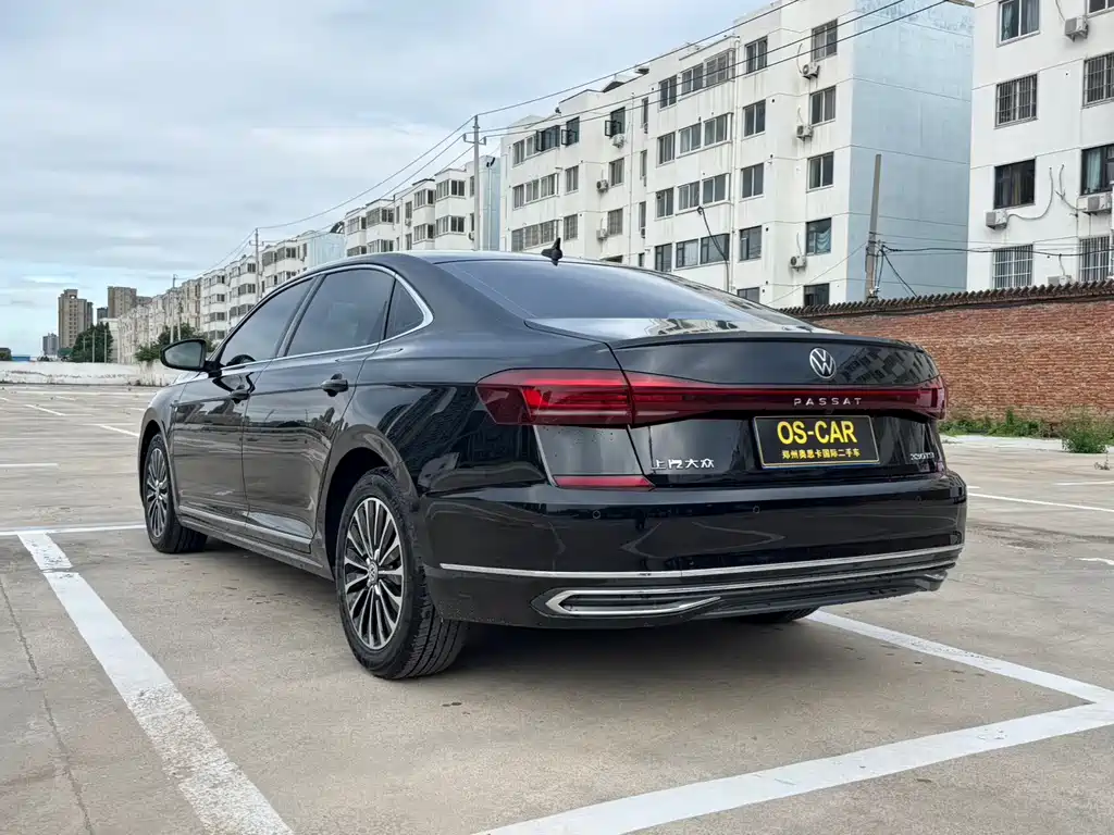 Volkswagen Passat — миниатюра 12