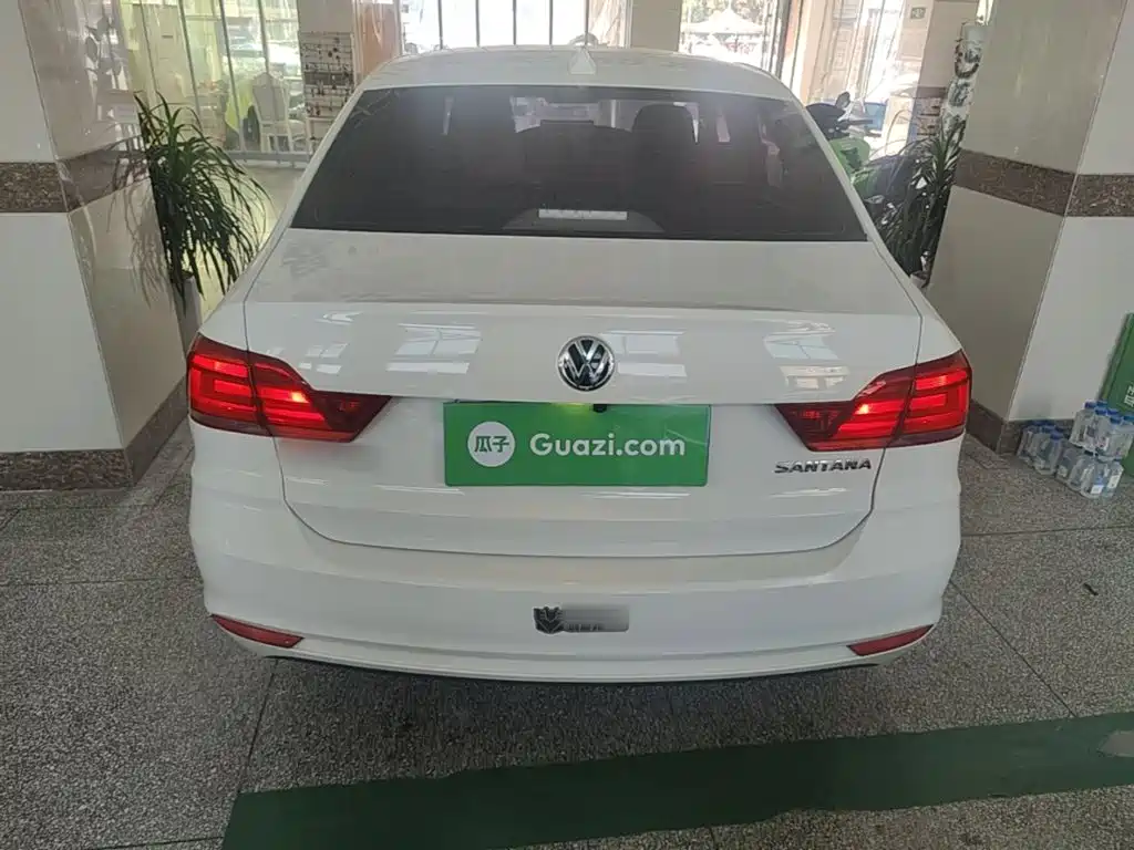 Volkswagen Santana — миниатюра 6
