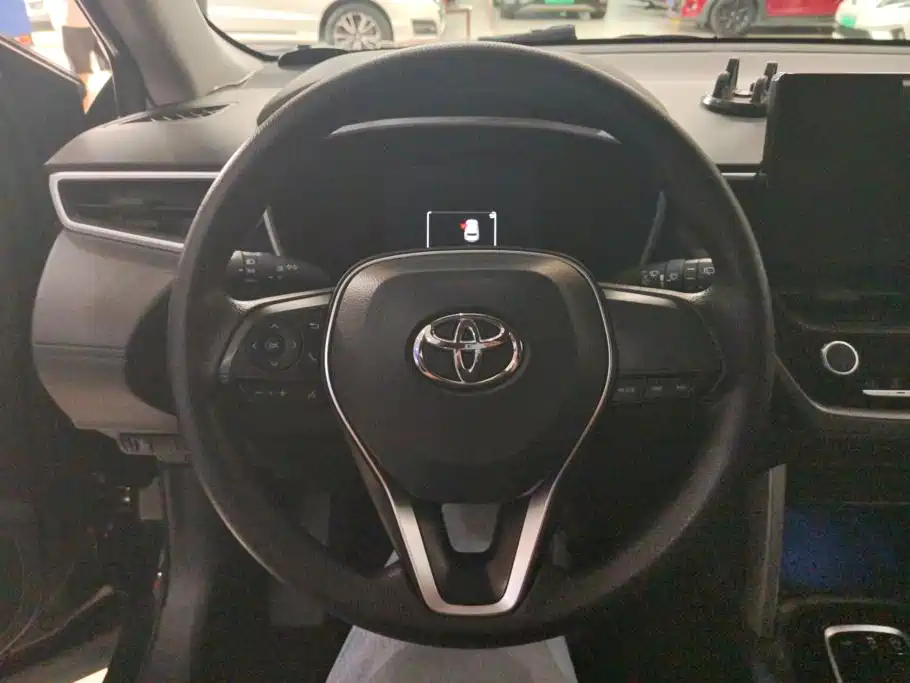 Toyota Frontlander — миниатюра 15