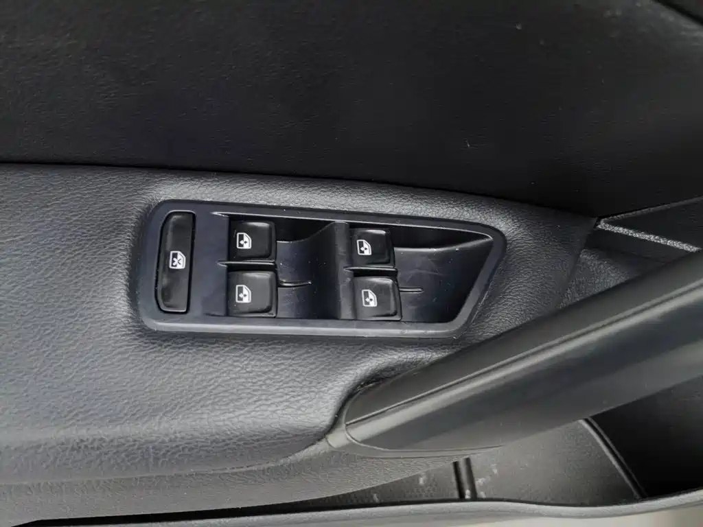 Volkswagen Passat — миниатюра 8