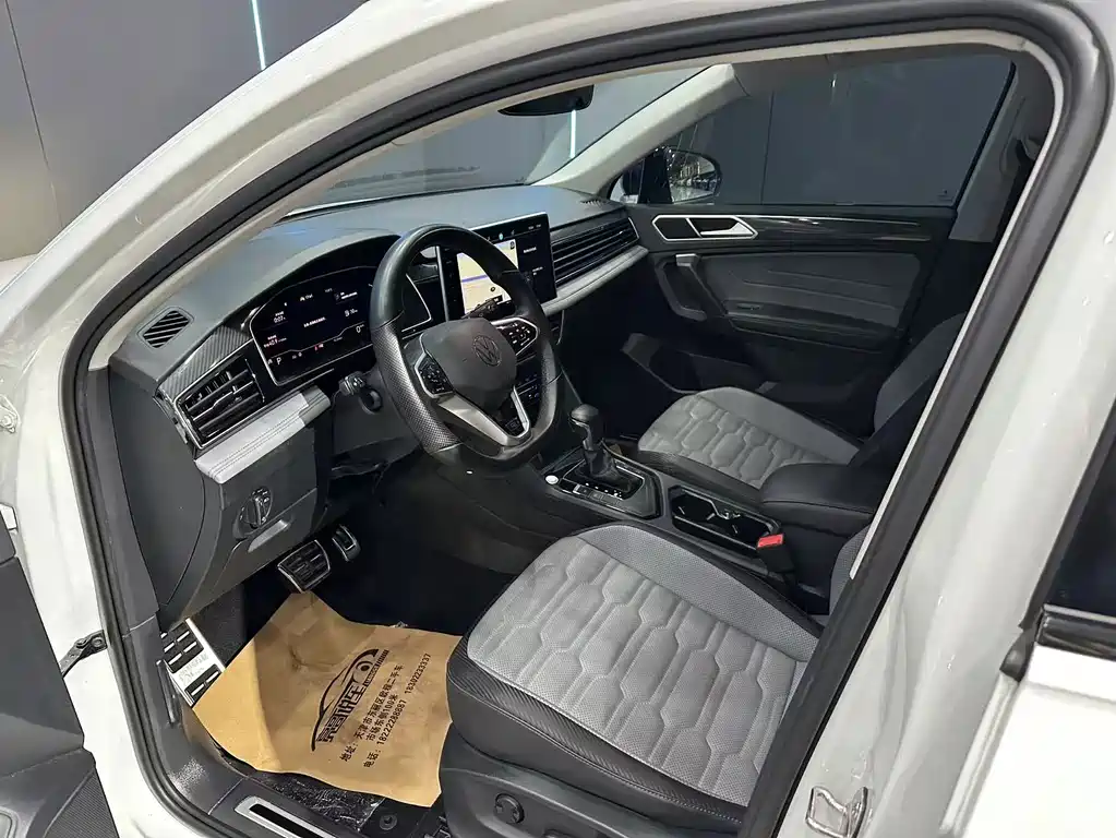 Volkswagen Tiguan X — миниатюра 10