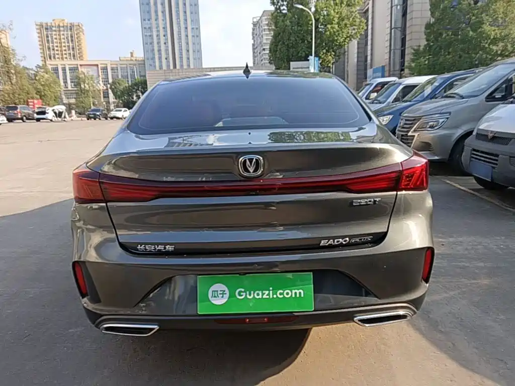 Changan Eado — миниатюра 6