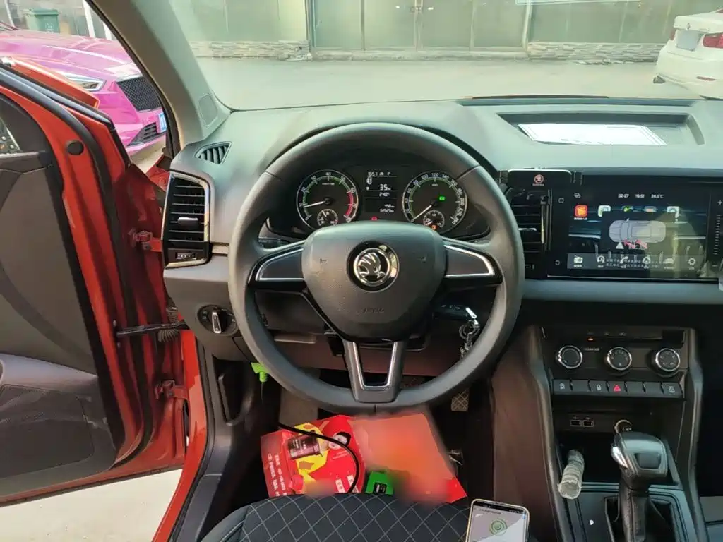Skoda Karoq — миниатюра 11
