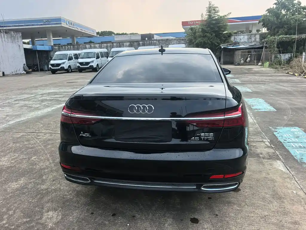 Audi A6L — миниатюра 6