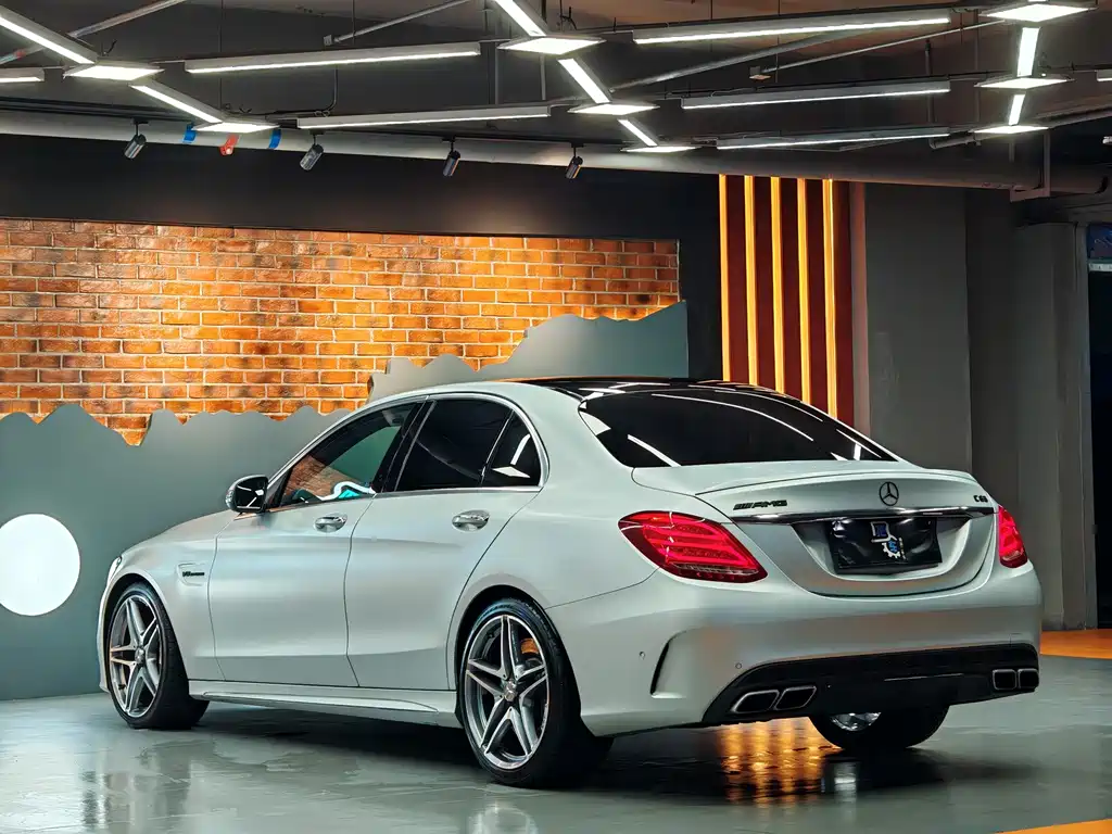 Mercedes-Benz C-Class AMG — миниатюра 11