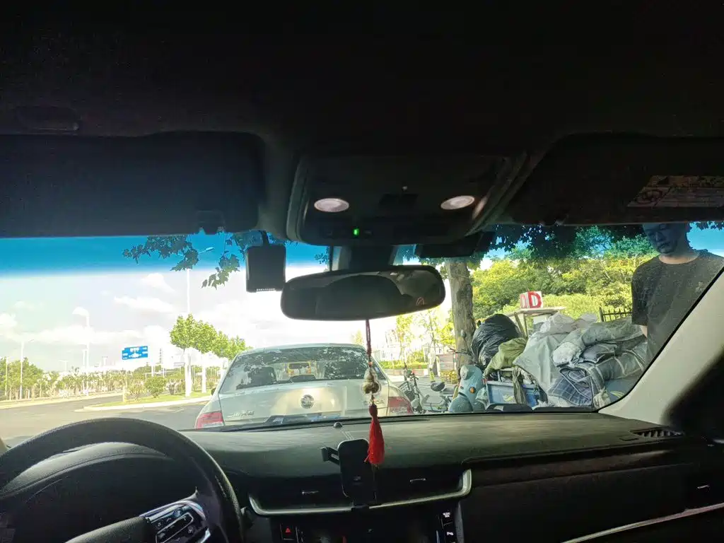 Cadillac XTS — миниатюра 9
