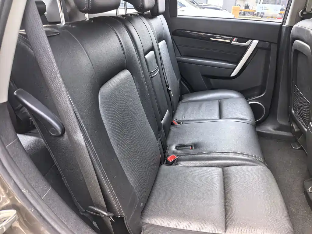 Chevrolet Captiva — миниатюра 15
