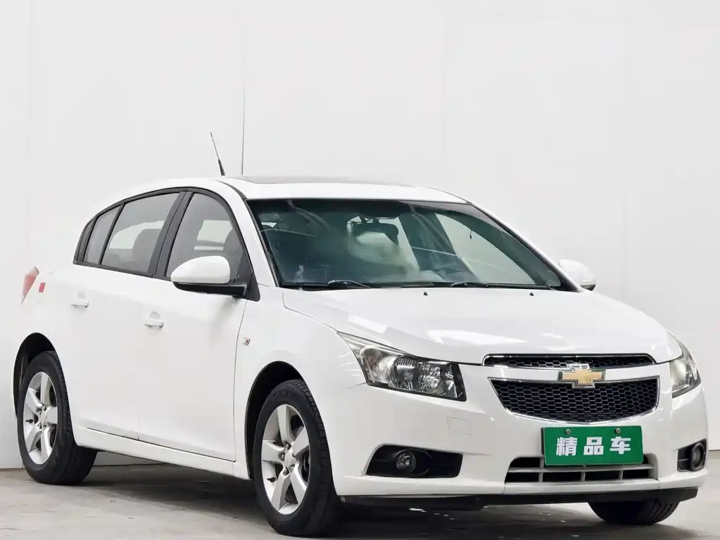 Chevrolet Cruze 2013 1.6L MT Luxury