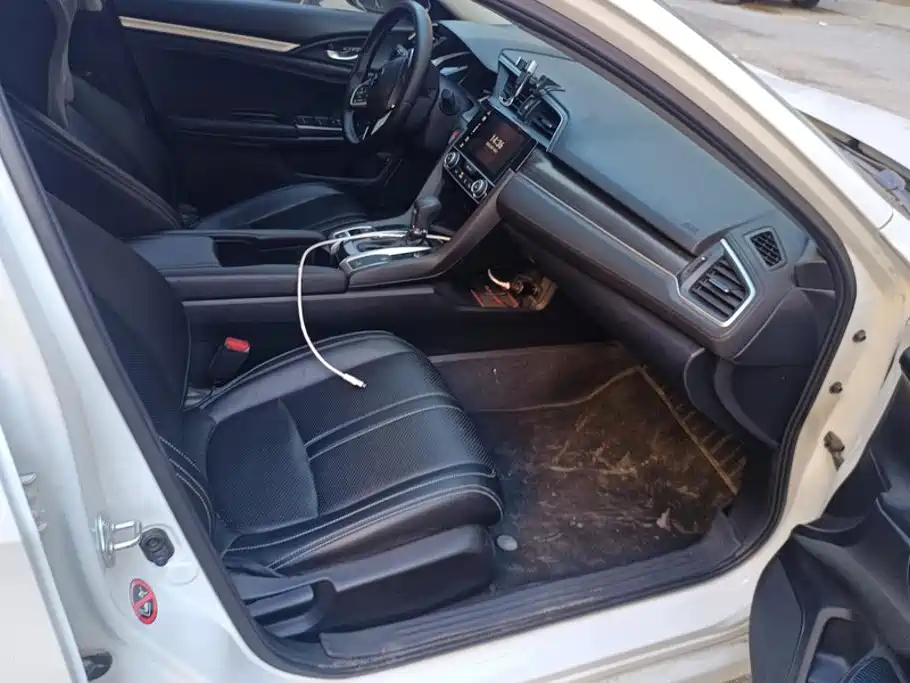 Honda Civic — миниатюра 8