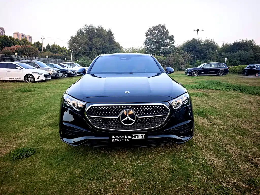 Mercedes-Benz E-Class (Import) — миниатюра 2